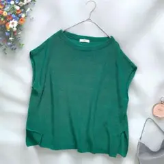 《a.v.v》 ノースリーブニット グリーン サイドスリット ビッグシルエット