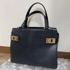 セールフェラガモハンドバッグ黒グレー上品オールド格安