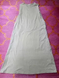 GU　ベージュ綿100%　ロングワンピース