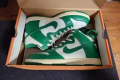 Item thumbnail for item c7d5e61b-db37-4f93-b148-20cdefbdc646