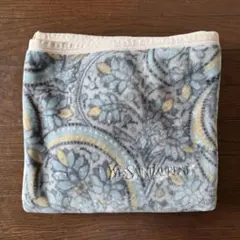 Item thumbnail for item 25486086-d834-430b-b50b-23b38dbe5570