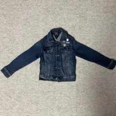 Item thumbnail for item f13fd318-da07-4c4c-8ec0-3a9fb76c604d