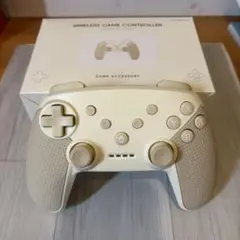 3COINSワイヤレスゲームコントローラー クリーム色