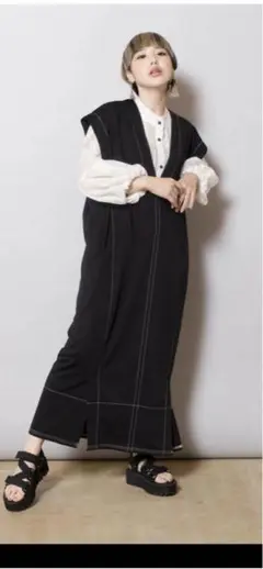 新品タグ付きオズモーシス　ステッチコクーンワンピース