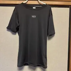 ＊ZETT＊ブラックの半袖アンダーシャツ＊O＊