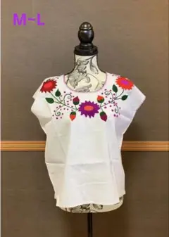 メキシコお花の刺繍入りホワイトシャツ　チュニック