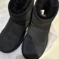 Item thumbnail for item 6cc3e6e6-14fb-4696-aadf-52abc8be6701