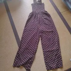 水玉模様のブラウンオールインワン
