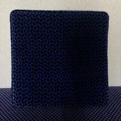 座席（シート）生地使用●マット（47cm×63cm）●鉄道部品② E3系2000番代の座席シート生地を使用したクッション2種を新発売