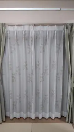 アスワン　オーダーレースカーテン(リーフ柄)　遮光断熱ミラーカーテン