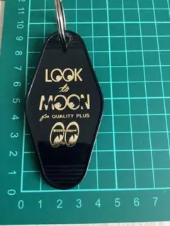 ホテル キーホルダー ムーンアイズ