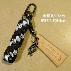 ④ ココペリ チャーム 古金美　ココペリ本革型押しタグ　パラコード キーホルダー