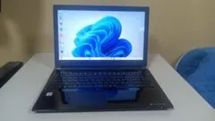 ノートパソコンTOSHIBA第六世代Core i3 SSD256Gメモリ8G