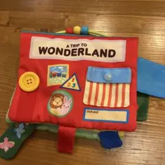 A Trip to Wonderland 布製絵本