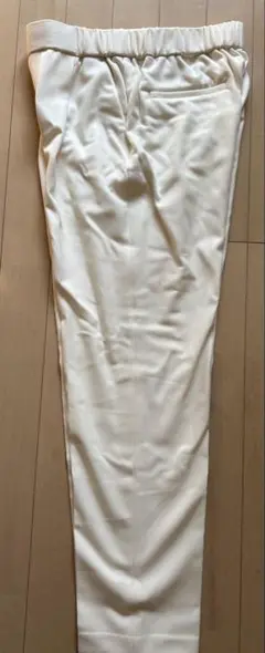 ドゥクラッセ アイボリー スラックス