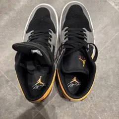 NIKE AIR JORDAN 1 LOW SE 27.5㎝