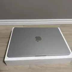 macbook air m2 13インチ8GB 256GBSSD 2024年購入