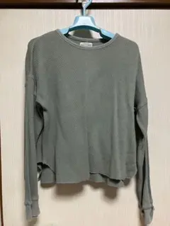 長袖カットソー淡モスグリーンLサイズ