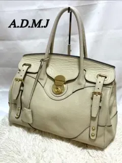【A.D.M.J】 ハンドバッグ アイボリーシボ革 ロック金具 フラップ レザー