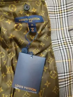 ルイヴィトン LOUIS VUITTONジャケット 新品・未使用 美品 Mサイズ
