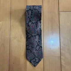 CALRO VALENCE ペイズリー柄ネクタイ