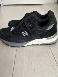 New Balance M992BL