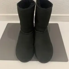 UGG Classic Short ムートンブーツ 5251 BLACK