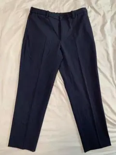 ユニクロ　アンクルパンツ　紺　ストライプ