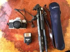 ミノルタ一眼レフ　フィルムカメラ　SR-T Super 三脚・ストロボ付き