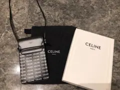 新品セリーヌフラップ付きモバイルポーチcelineロゴ