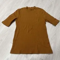UNIQLO ハイネック 半袖 ブラウン