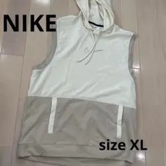 NIKE フード付き　タンクトップ
