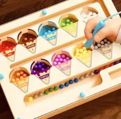 10色のボールで遊べる知育玩具