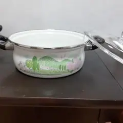 風景柄ホーロー鍋 ガラス蓋付き