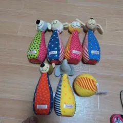 動物キャラクターのぬいぐるみおもちゃ