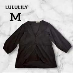 LULULILY 黒 五分袖 M シャツ　シンプル　刺繍　おしゃれ　着回し抜群