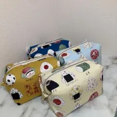 ご当地おにぎり柄　キャラメルポーチ　1点　ハンドメイド
