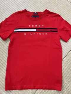 TOMMY HILFIGER レッド Tシャツ 152
