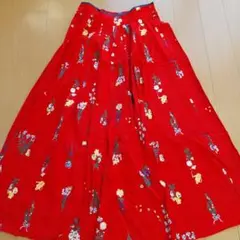 ガーデニング刺繍スカート レッド