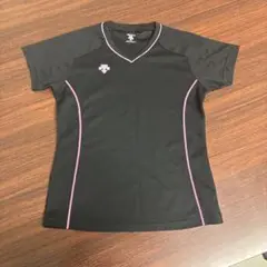 DESCENTE ブラック Vネックシャツ Mサイズ