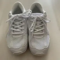 ミズノ MIZUNO ジュニアシューズ　22センチ　ホワイト