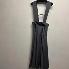 プロポーションボディドレッシング　サスペンダー付きグレーのロングスカート