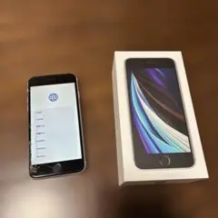 iPhone SE 64GB 本体とケース