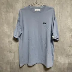 TANUKI STUDIO ライトブルー 半袖Tシャツ ロゴ付き