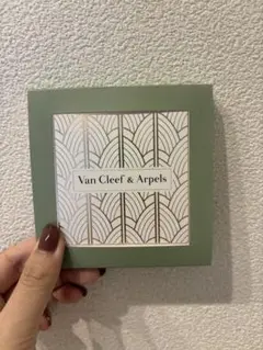 Van Cleef & Arpels ジュエリークロス 新品未使用