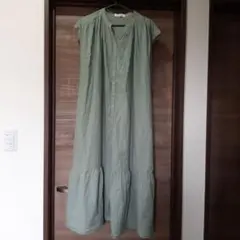 Item thumbnail for item bfb46eac-9bee-46d3-89cc-50226d8ce66e