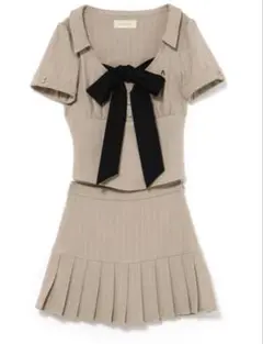 andmary Robin ribbon set up beige