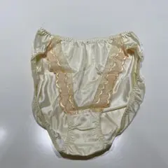 クリーム色 LLサイズ ショーツ