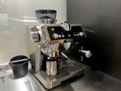 Item thumbnail for item e2a27ce7-f5cd-432c-afff-f8717257cae5