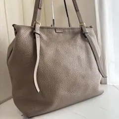 【美品】ロリステッラ　A4トートバッグ　グレージュ　本革　肩掛け可能　ブランド